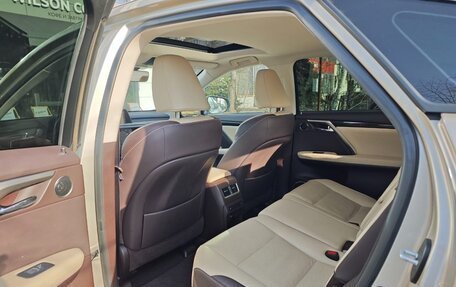 Lexus RX IV рестайлинг, 2018 год, 5 200 000 рублей, 10 фотография