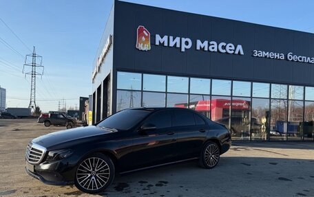 Mercedes-Benz E-Класс, 2018 год, 2 199 000 рублей, 4 фотография