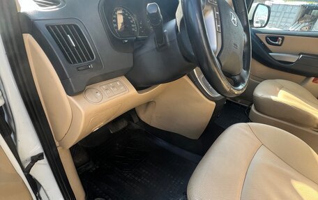 Hyundai H-1 II рестайлинг, 2021 год, 3 400 000 рублей, 18 фотография