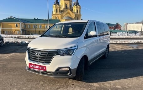 Hyundai H-1 II рестайлинг, 2021 год, 3 400 000 рублей, 7 фотография
