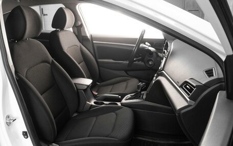 Hyundai Elantra VI рестайлинг, 2019 год, 1 649 000 рублей, 8 фотография