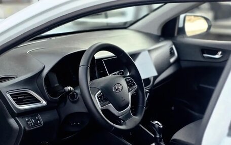 Hyundai Solaris II рестайлинг, 2020 год, 1 190 000 рублей, 10 фотография