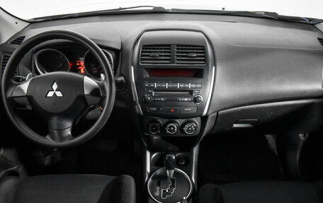 Mitsubishi ASX I рестайлинг, 2012 год, 830 000 рублей, 15 фотография