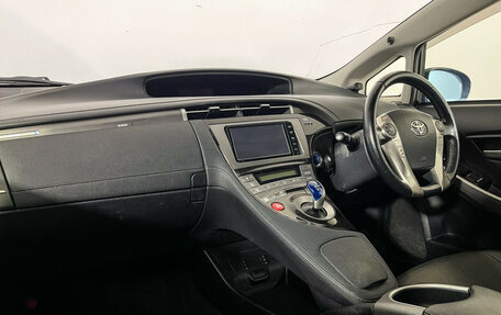 Toyota Prius, 2014 год, 1 247 000 рублей, 9 фотография