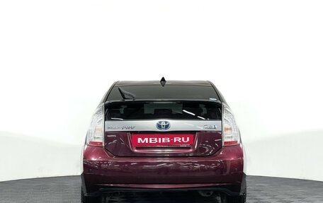 Toyota Prius, 2014 год, 1 247 000 рублей, 6 фотография