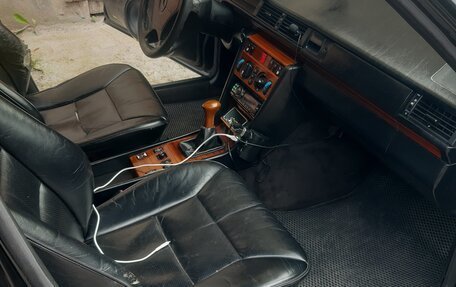 Mercedes-Benz W124, 1993 год, 400 000 рублей, 8 фотография