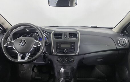 Renault Sandero II рестайлинг, 2018 год, 880 000 рублей, 12 фотография