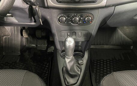 Renault Sandero II рестайлинг, 2018 год, 880 000 рублей, 17 фотография