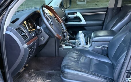 Toyota Land Cruiser 200, 2016 год, 4 400 000 рублей, 5 фотография