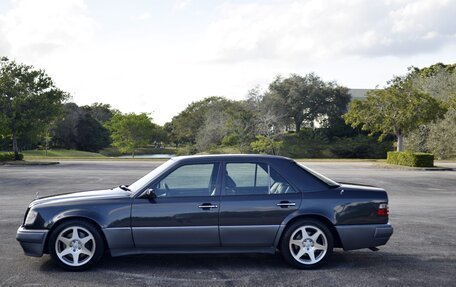 Mercedes-Benz W124, 1993 год, 18 350 000 рублей, 10 фотография