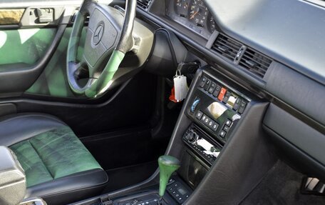 Mercedes-Benz W124, 1993 год, 18 350 000 рублей, 24 фотография