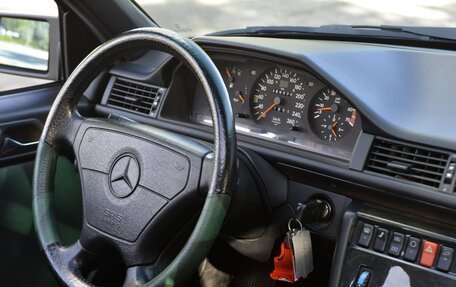 Mercedes-Benz W124, 1993 год, 18 350 000 рублей, 33 фотография