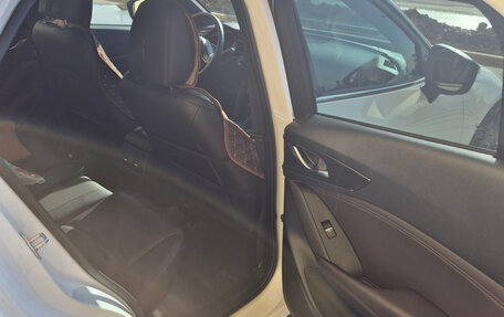 Mazda CX-4, 2023 год, 2 940 000 рублей, 26 фотография