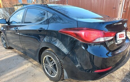 Hyundai Elantra V, 2014 год, 1 000 000 рублей, 5 фотография