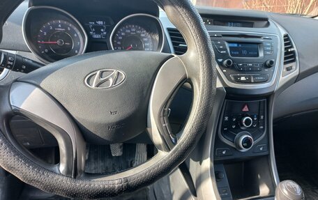 Hyundai Elantra V, 2014 год, 1 000 000 рублей, 8 фотография