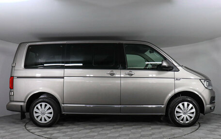 Volkswagen Caravelle T6 рестайлинг, 2018 год, 4 197 000 рублей, 4 фотография