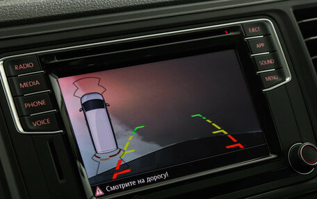 Volkswagen Caravelle T6 рестайлинг, 2018 год, 4 197 000 рублей, 14 фотография