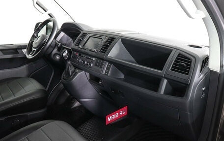 Volkswagen Caravelle T6 рестайлинг, 2018 год, 4 197 000 рублей, 10 фотография