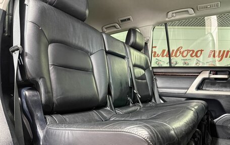 Toyota Land Cruiser 200, 2010 год, 2 799 000 рублей, 11 фотография