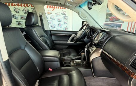 Toyota Land Cruiser 200, 2010 год, 2 799 000 рублей, 14 фотография