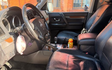 Mitsubishi Pajero IV, 2007 год, 1 050 000 рублей, 10 фотография