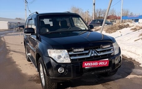 Mitsubishi Pajero IV, 2007 год, 1 050 000 рублей, 3 фотография