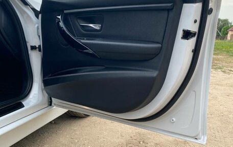 BMW 3 серия, 2018 год, 2 100 000 рублей, 10 фотография