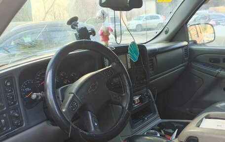 Chevrolet Tahoe II, 2003 год, 700 000 рублей, 7 фотография