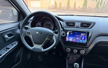 KIA Rio III рестайлинг, 2016 год, 975 000 рублей, 29 фотография