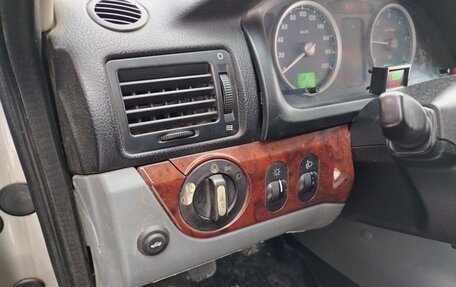 ГАЗ 31105 «Волга», 2007 год, 180 000 рублей, 9 фотография