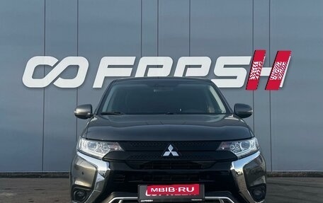 Mitsubishi Outlander III рестайлинг 3, 2019 год, 2 299 000 рублей, 3 фотография