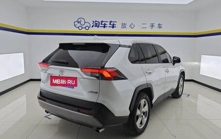 Toyota RAV4, 2021 год, 3 500 000 рублей, 7 фотография