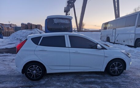 Hyundai Solaris II рестайлинг, 2016 год, 1 050 000 рублей, 12 фотография