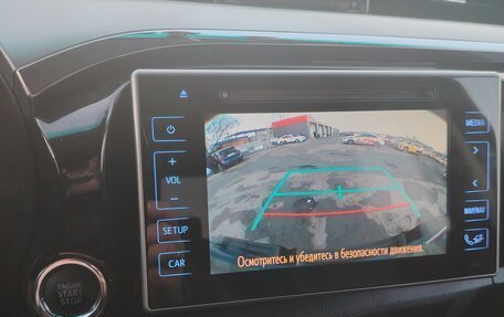 Toyota Hilux VIII, 2016 год, 2 999 000 рублей, 13 фотография