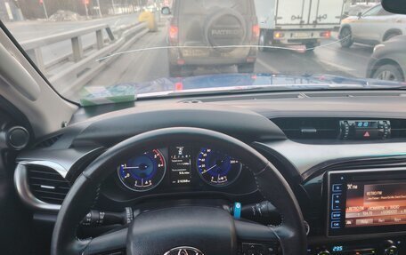 Toyota Hilux VIII, 2016 год, 2 999 000 рублей, 14 фотография