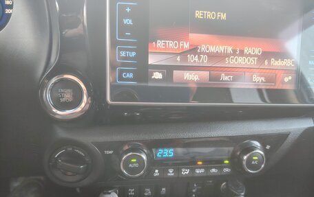 Toyota Hilux VIII, 2016 год, 2 999 000 рублей, 16 фотография