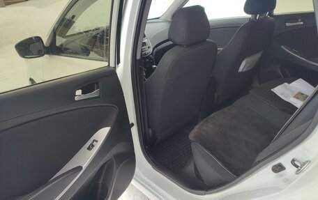 Hyundai Solaris II рестайлинг, 2016 год, 850 000 рублей, 15 фотография