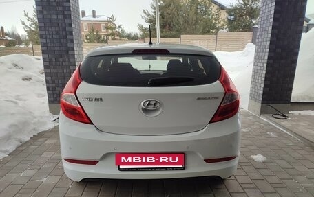 Hyundai Solaris II рестайлинг, 2016 год, 850 000 рублей, 9 фотография