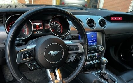 Ford Mustang VI рестайлинг, 2022 год, 4 400 000 рублей, 18 фотография