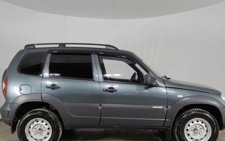 Chevrolet Niva I рестайлинг, 2015 год, 730 000 рублей, 8 фотография