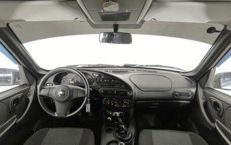 Chevrolet Niva I рестайлинг, 2015 год, 730 000 рублей, 10 фотография