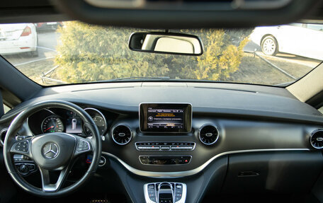 Mercedes-Benz V-Класс, 2019 год, 6 848 000 рублей, 14 фотография