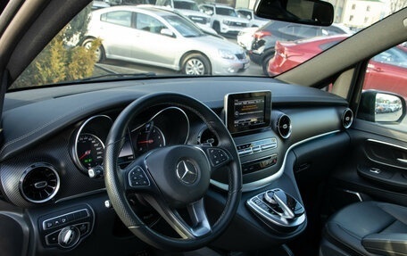 Mercedes-Benz V-Класс, 2019 год, 6 848 000 рублей, 13 фотография