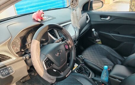 Hyundai Solaris II рестайлинг, 2022 год, 1 250 000 рублей, 5 фотография