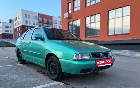 Volkswagen Polo III рестайлинг, 1998 год, 169 000 рублей, 3 фотография