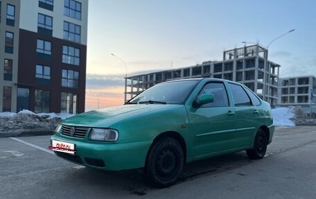 Volkswagen Polo III рестайлинг, 1998 год, 169 000 рублей, 2 фотография