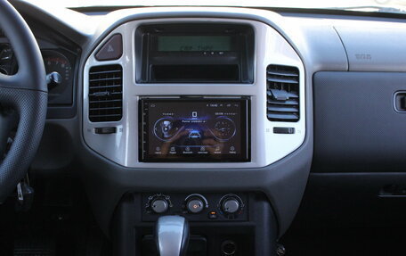 Mitsubishi Pajero III рестайлинг, 2004 год, 831 000 рублей, 11 фотография