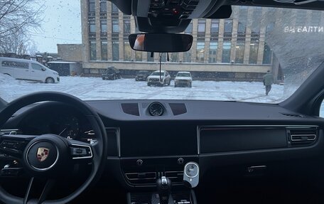 Porsche Macan I рестайлинг, 2023 год, 2 750 000 рублей, 2 фотография