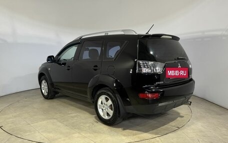 Mitsubishi Outlander III рестайлинг 3, 2008 год, 1 100 000 рублей, 8 фотография