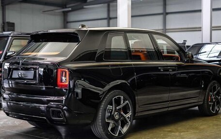 Rolls-Royce Cullinan, 2025 год, 91 390 000 рублей, 1 фотография